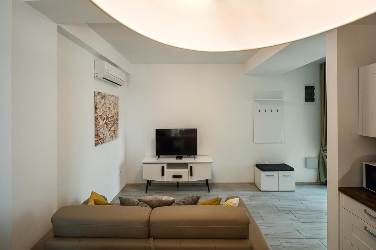 Apartment Adria Lux Sveti Stefan Budva