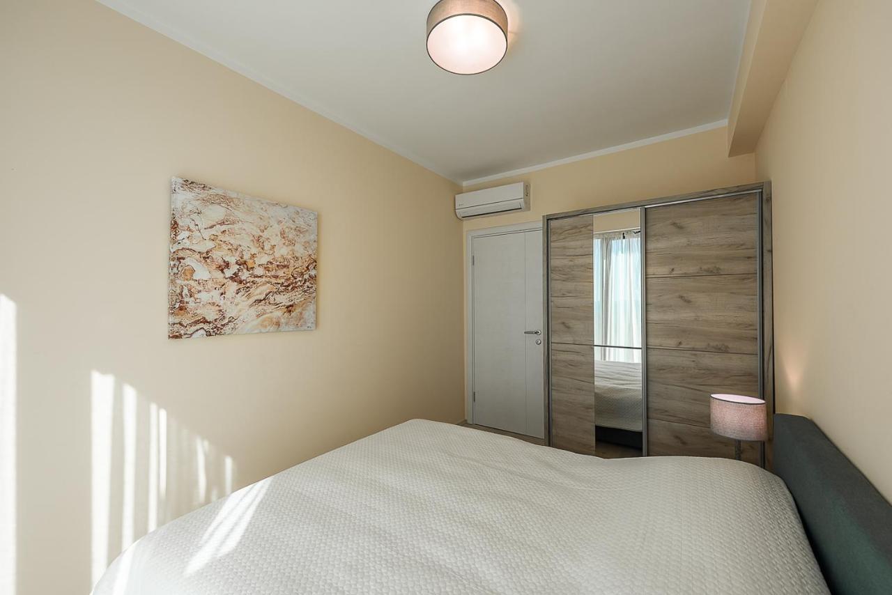 Adria Lux Sveti Stefan Budva