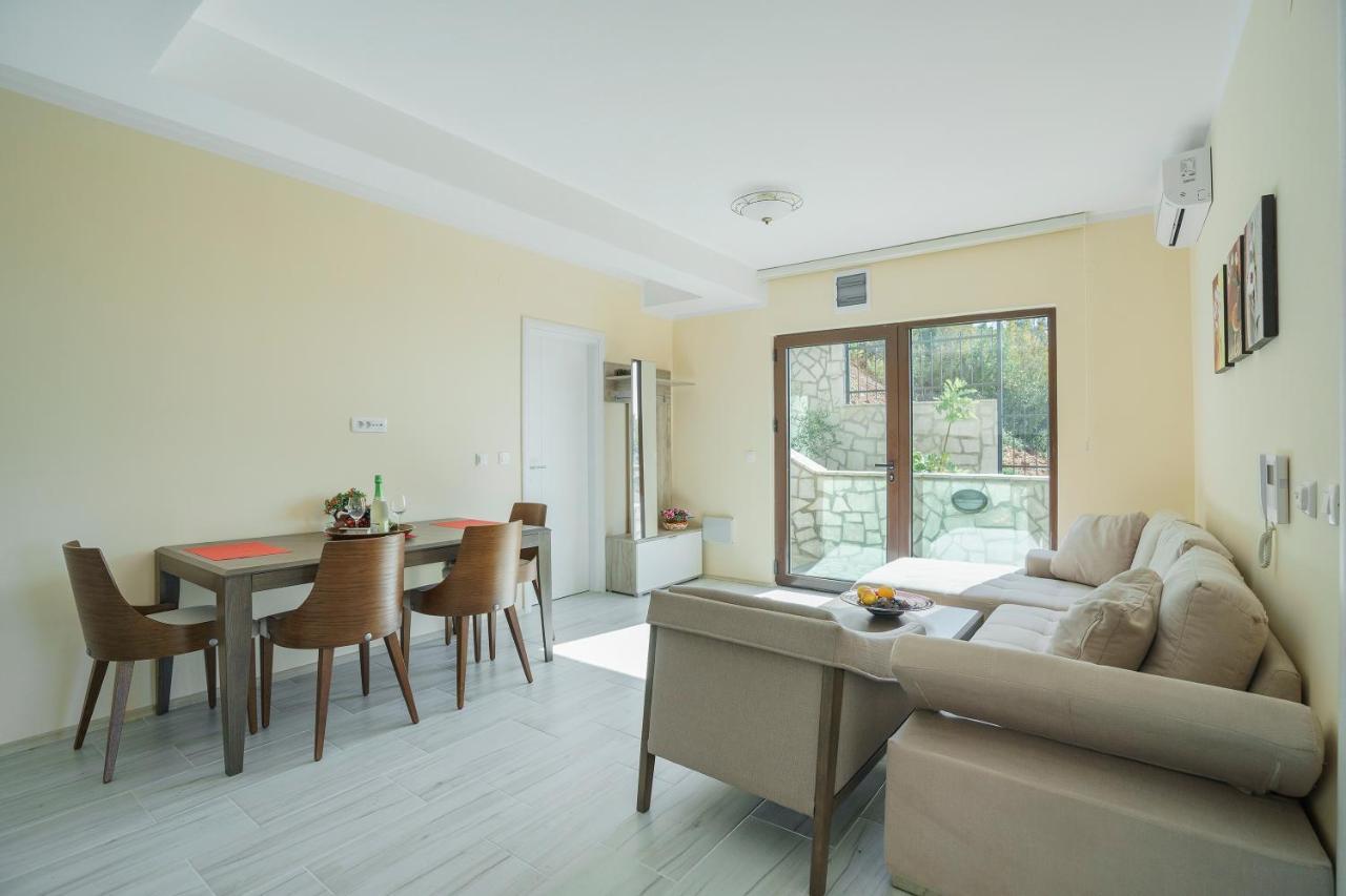 Apartment Adria Lux Sveti Stefan Budva